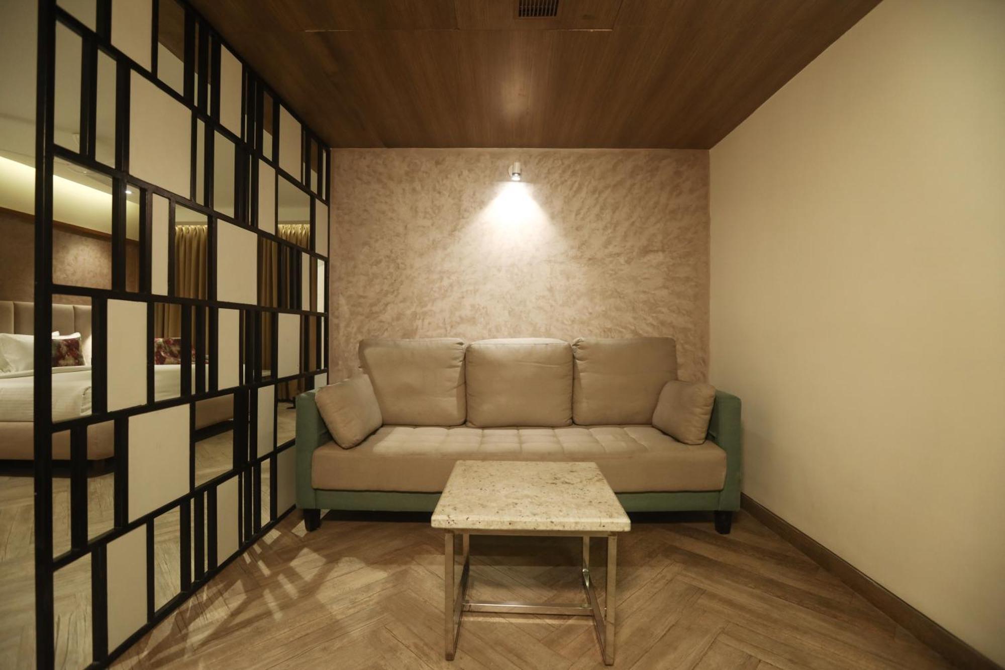Mango Hill Central チェンナイ エクステリア 写真